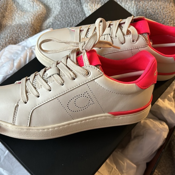 Coach Lowline Low Top Sneaker- NWT - Picture 4 of 6